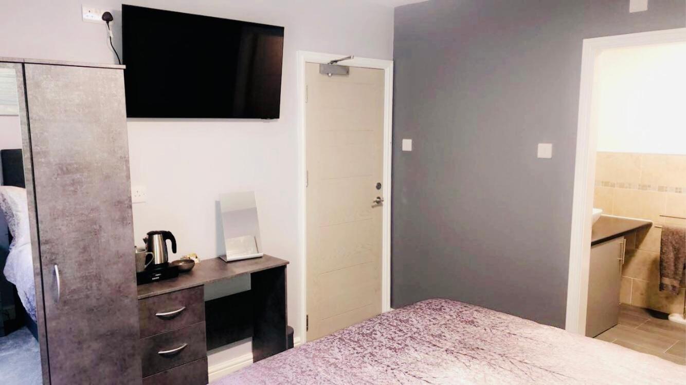 Apartment Market